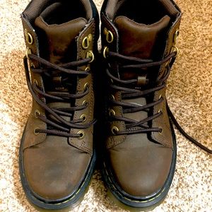 COPY - Dr. Martens brown lace up boots